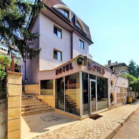 Family Art Hotel Gallery 普列文 外观 照片