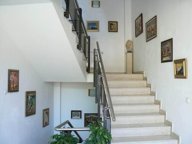 Family Art Hotel Gallery 普列文 外观 照片
